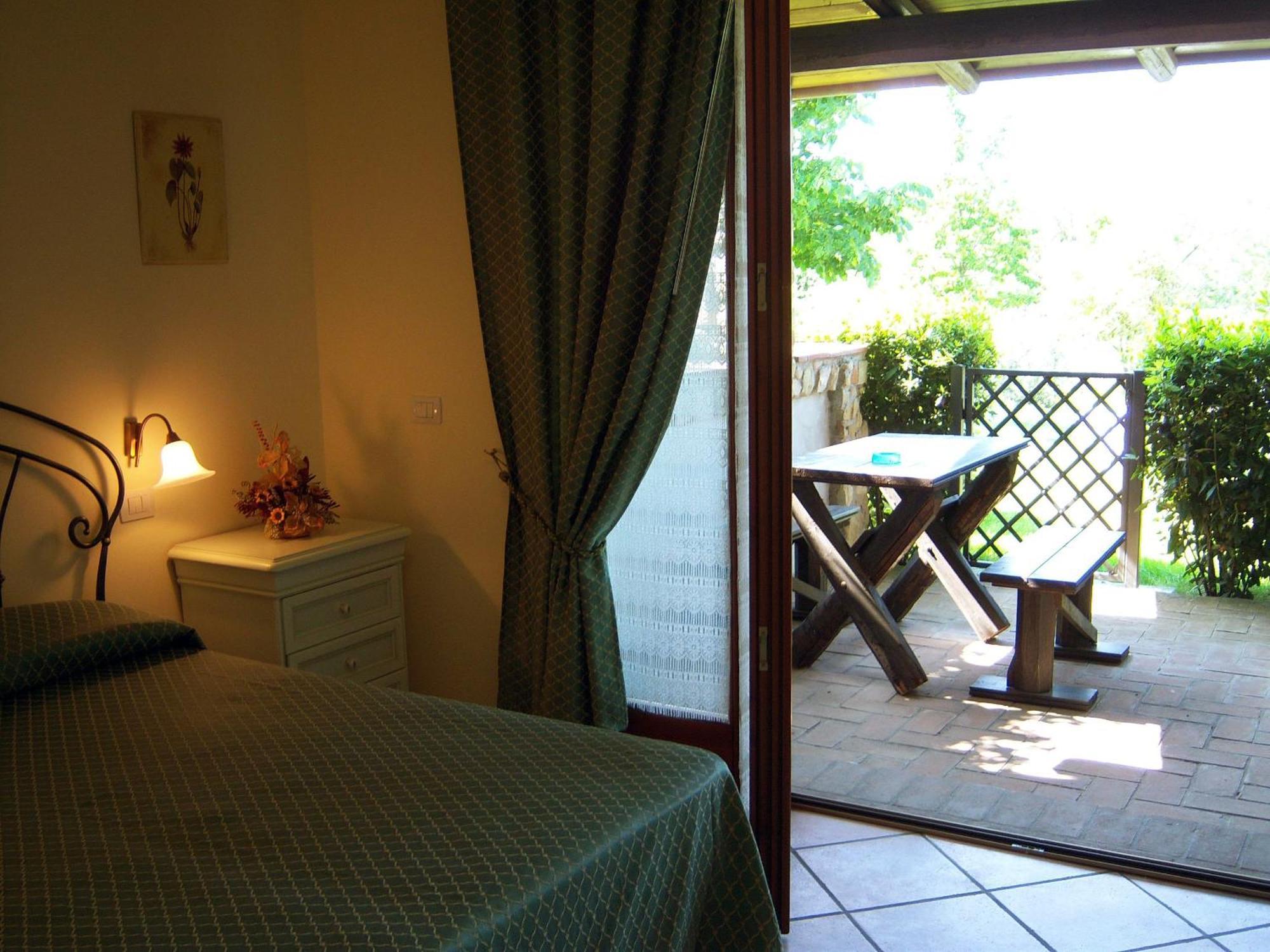 Casa Vacanze Patrizia Montefiore dellʼAso Værelse billede
